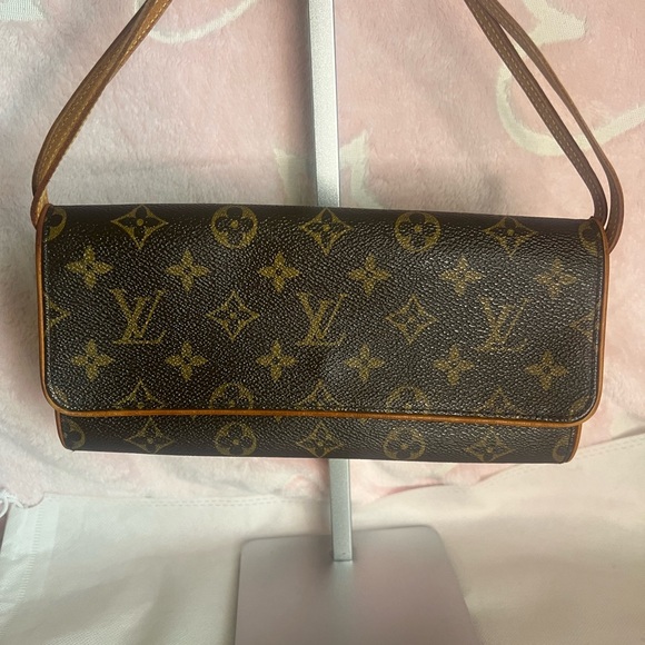 Louis Vuitton Monogram Twin Pochette Crossbody Bag - Picture 1 of 16